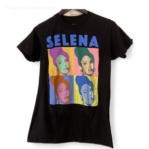 Official Selena merchandise, Selena Black Tee /Size Small /RN 86947